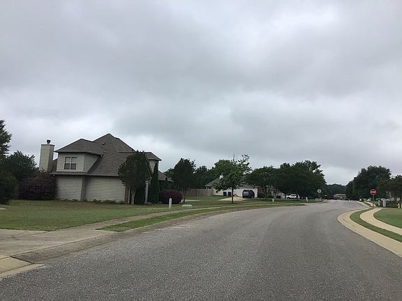 3rd image of 248 Silver Creek Pkwy