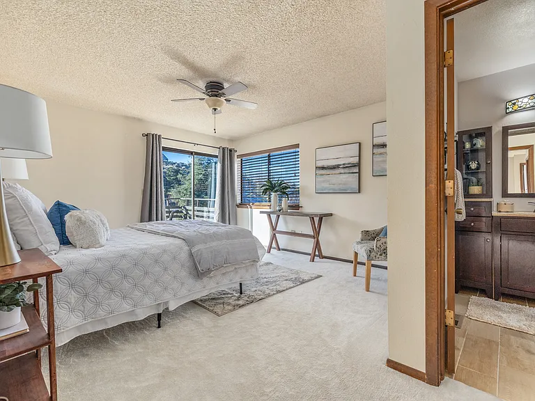 2228 E Roanoke Dr — Photo 30