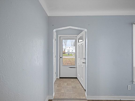 3rd image of 4938 Harvest Ln