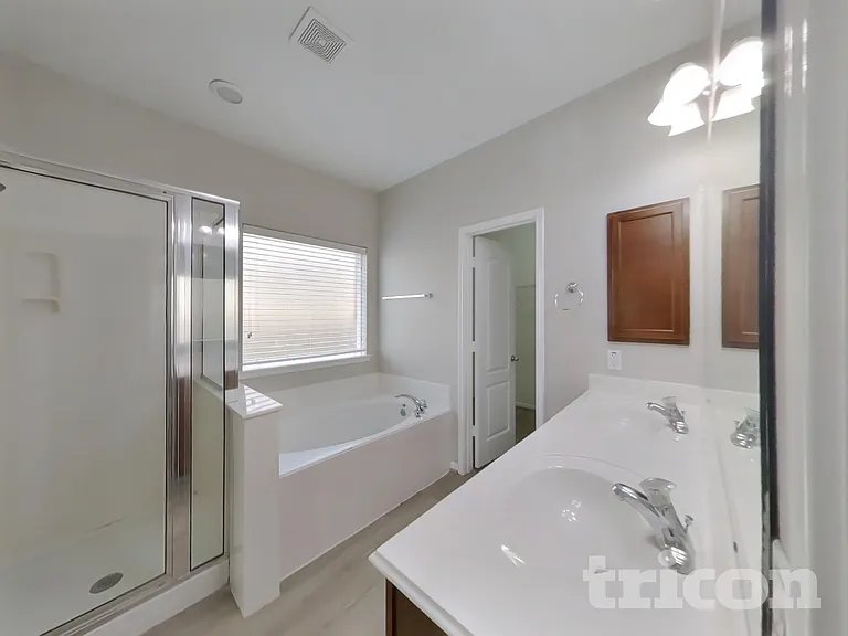 6106 Carver Pines Dr — Photo 8