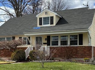 1912 Greengage Rd, Windsor Mill, MD 21244