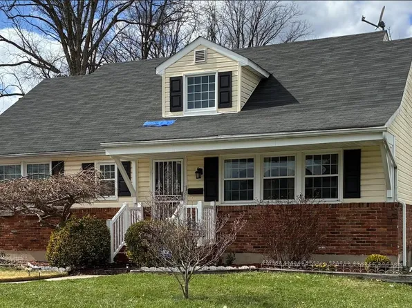 1912 Greengage Rd, Windsor Mill, MD 21244