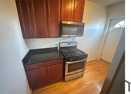 2704 N Laramie Ave #3 — Photo 8