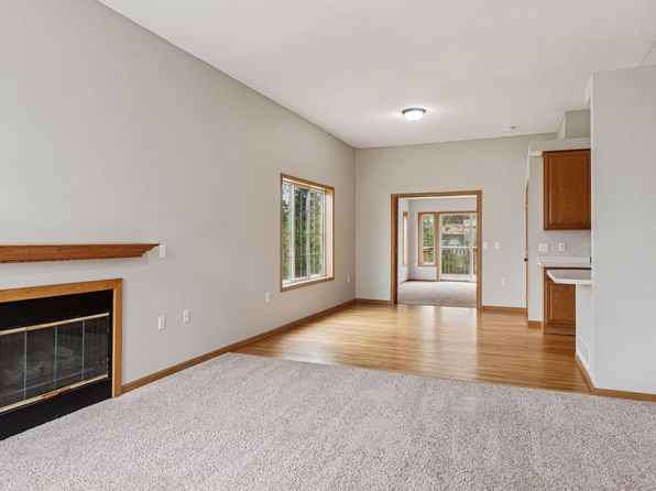 7842 Taylor St NE, Spring Lake Park, MN 55432