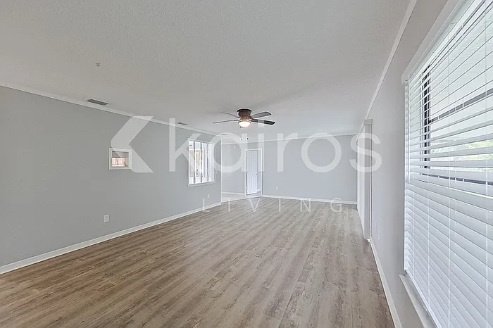 308 Wildwood Dr — Photo 5
