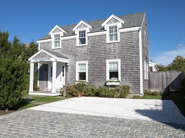 15 Delaney Rd, Nantucket, MA 02554