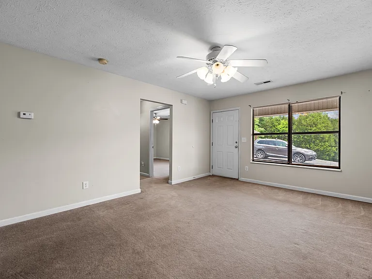 2249 S Hardin Ln #1 — Photo 3