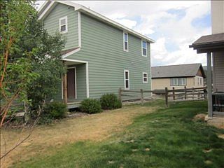 2nd image of 927 2nd St