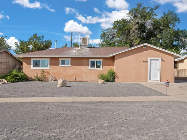 1008 Marron Cir NE, Albuquerque, NM 87112
