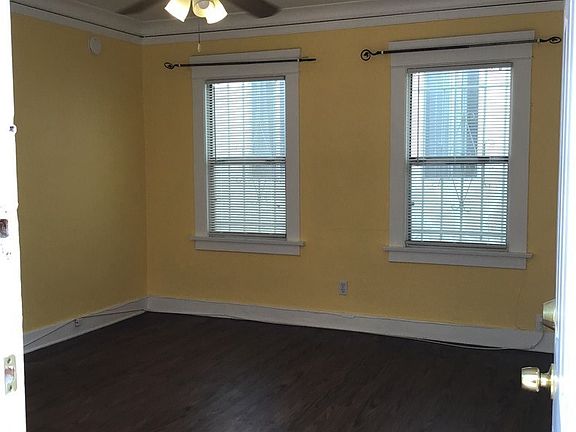 4th image of 234 Lime Ave APT 3