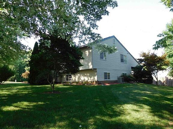 4th image of 3325 W Woodcreek Ct