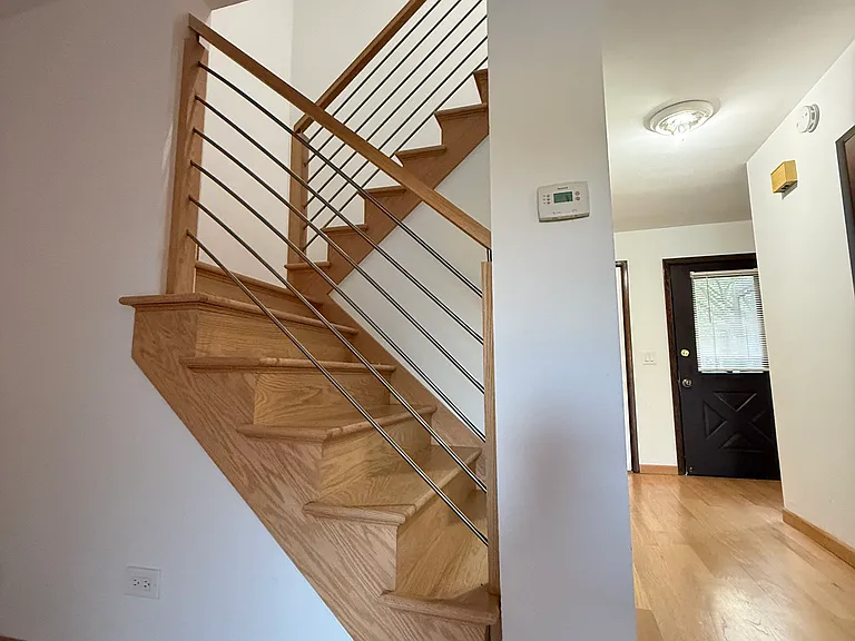 1115 Hunters Ln — Photo 10