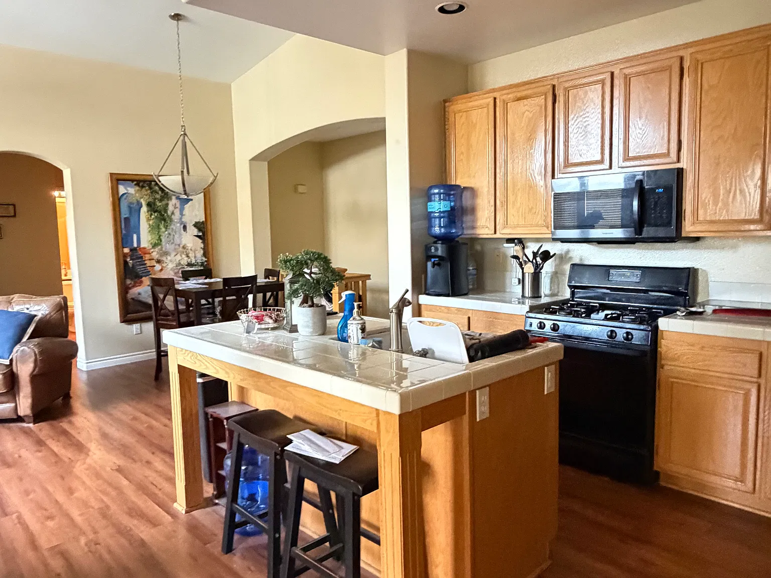2 bed, 1134 sqft, $3,600 — Photo 4