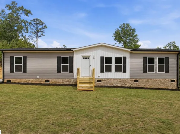 311 Pickle Hill Rd, Pickens, SC 29671
