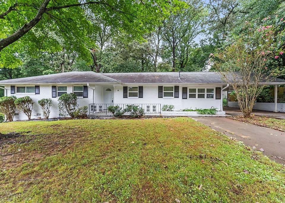 1st image of 2352 Elmwood Cir SE