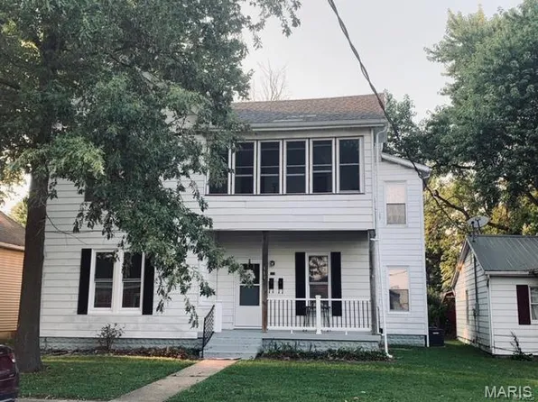 311 W Chester St, Pinckneyville, IL 62274