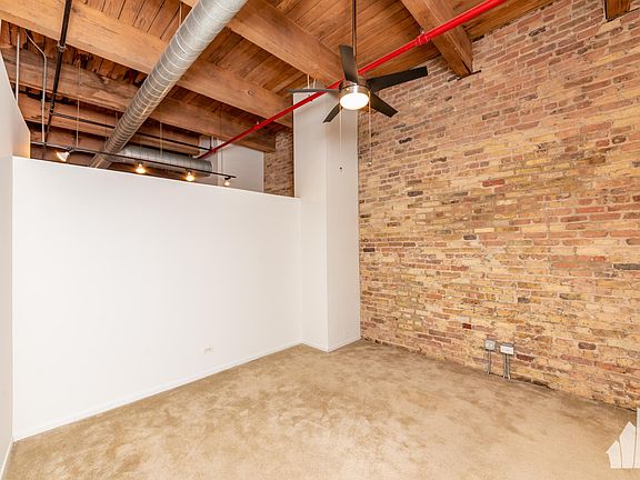 5th image of 375 W Erie St #508F