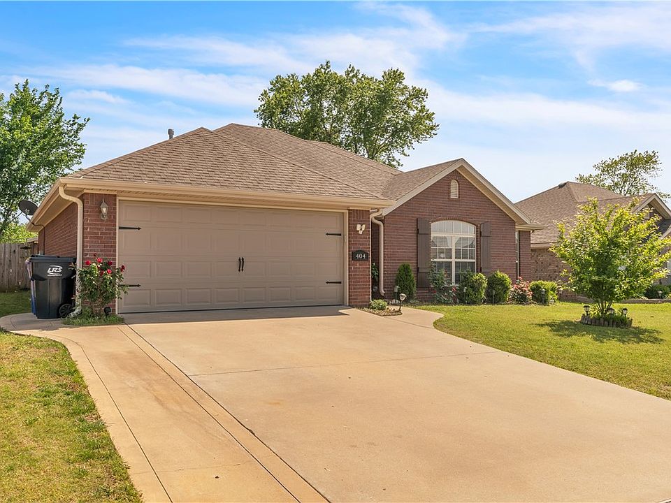 1st image of 404 E Summerwood Ct