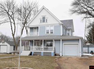 212 W Maine St, Amboy, MN 56010