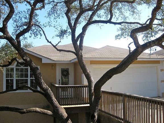 2nd image of 1905 Ramona Cir