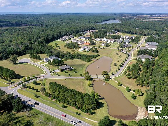 3rd image of 225 Mount Pleasant Blvd