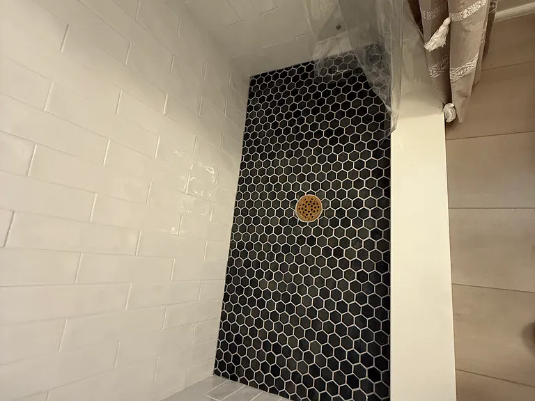 306 E Huntingdon St #1 — Photo 22