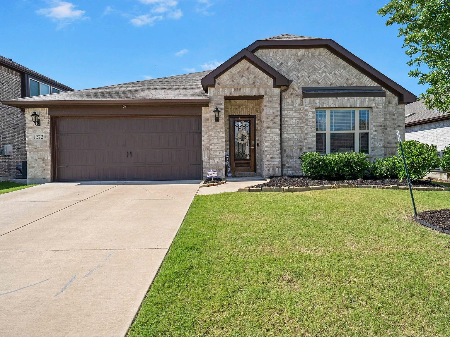 4 bed, 2142 sqft, $2,600 — Photo 3