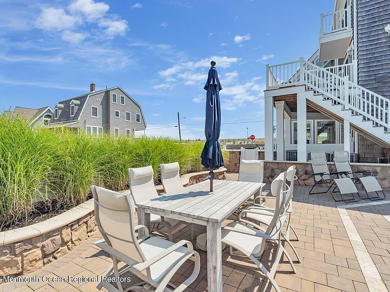 1101 S Ocean Ave — Photo 15