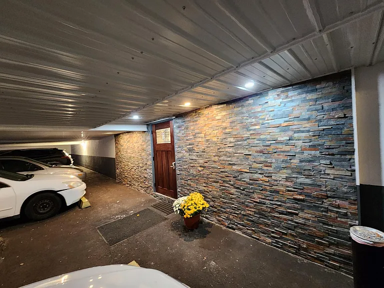 105 Herkimer St #17 — Photo 16