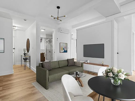 2nd image of 161 W 54th St #1400
