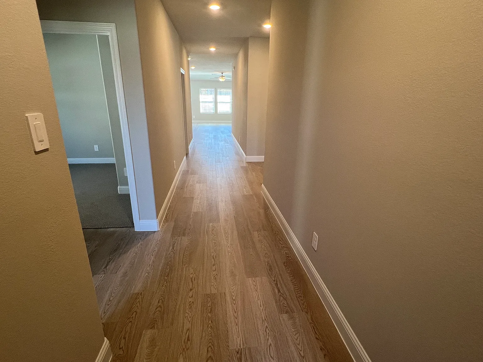 4 bed, 2.5 bath, 2059 sqft, $2,250 — Photo 4