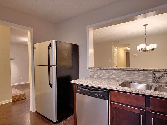 5th image of 2901 Lenox Rd NE #603