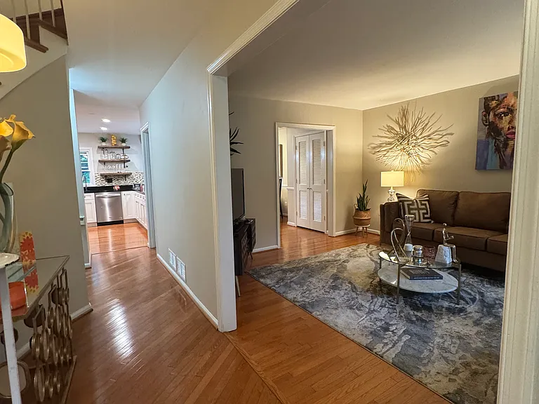 6038 Haverhill Ct — Photo 35