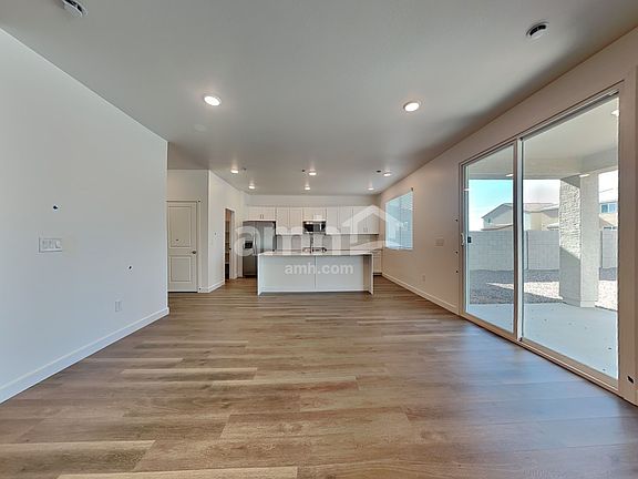 5th image of 9744 W Parkway Dr