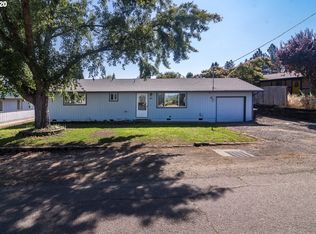 40 SW Newton Dr, Winston, OR 97496
