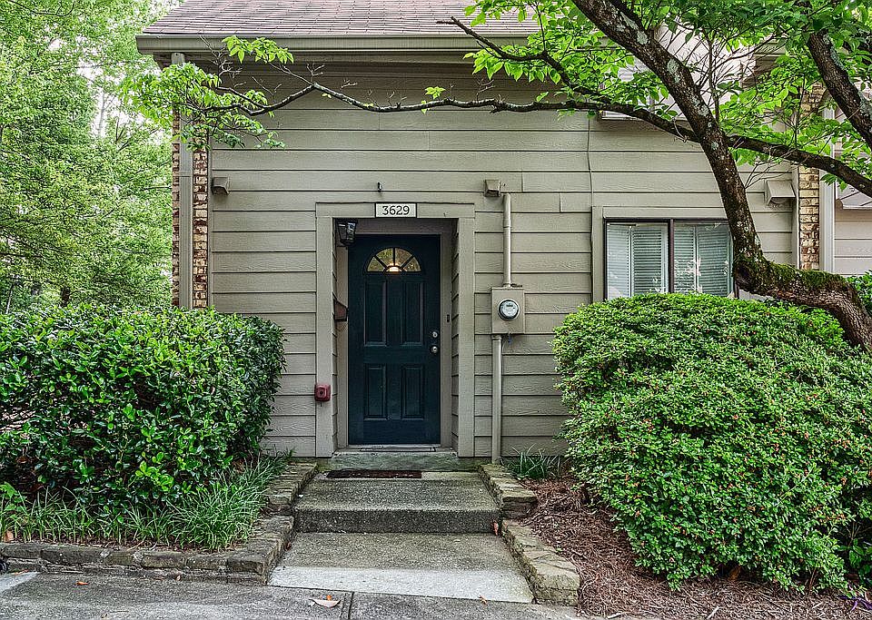 1st image of 3629 Stonewall Ct SE