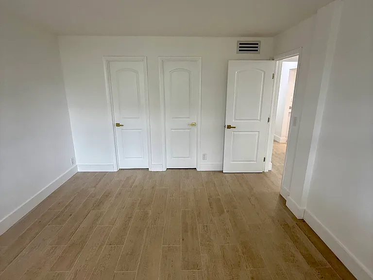 1333 E Hallandale Beach Blvd #326 — Photo 6