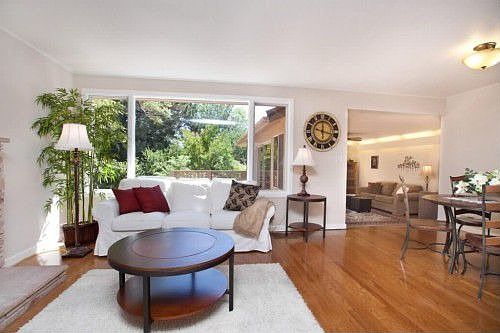 5th image of 2705 Carmelita Ave