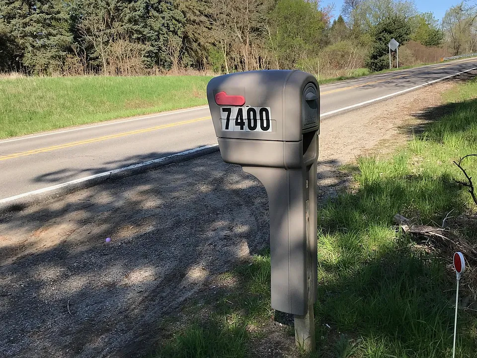 7400 Holcomb Rd