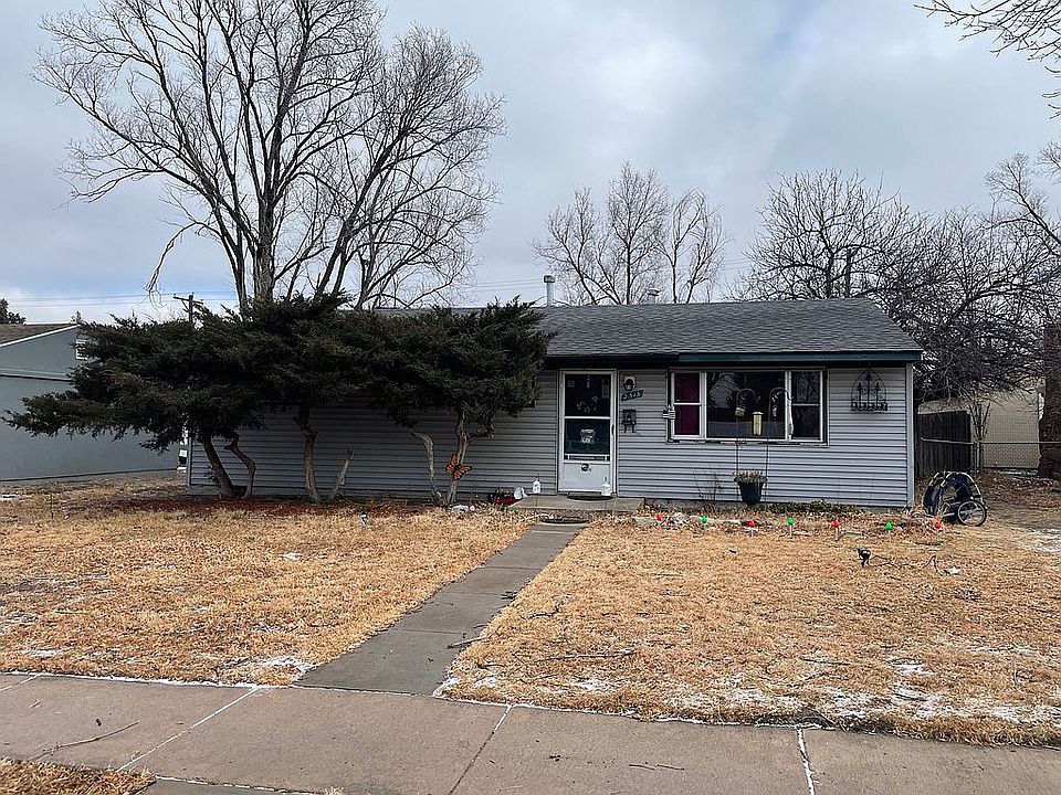 2nd image of 2515 Robin Dr