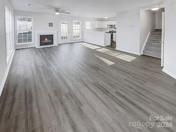 2nd image of 9542 Littleleaf Dr