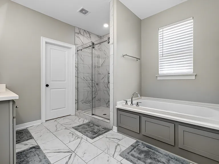 4040 Olivia Rd — Photo 28
