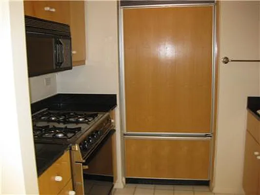 Rented by RELO REDAC INC. | media 23