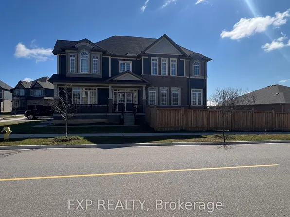 26 Sleeth St, Brantford, ON N3S 0J7