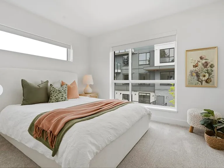 15638 24th Ave #1 — Photo 9