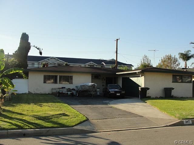 1st image of 241 N Phillips Ave