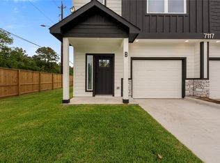 7117 Springdale St #B, Houston, TX 77028