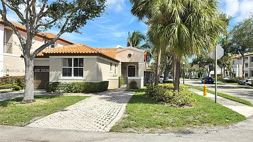 8337 NW 142nd St Photo 1