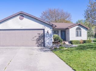 210 Burgess Ct, Avilla, IN