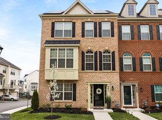 9611 Smithview Pl, Lanham, MD 20706